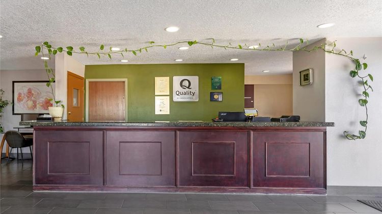 Quality Inn Los Lunas Lobby