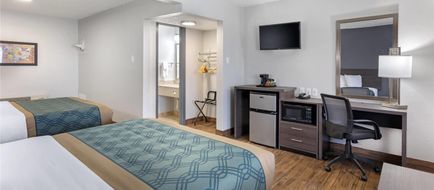 Econo Lodge Inn and Suites Socorro Room