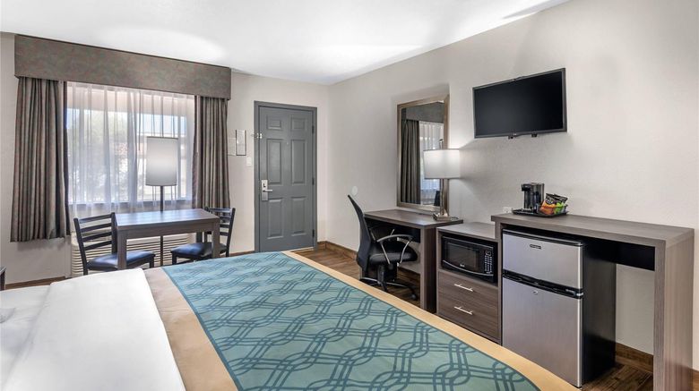 <b>Econo Lodge Inn and Suites Socorro Room</b>. Images powered by <a href="https://iceportal.shijigroup.com/" title="IcePortal" target="_blank">IcePortal</a>.