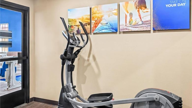 <b>Comfort Inn Santa Fe South Health</b>. Images powered by <a href="https://iceportal.shijigroup.com/" title="IcePortal" target="_blank">IcePortal</a>.