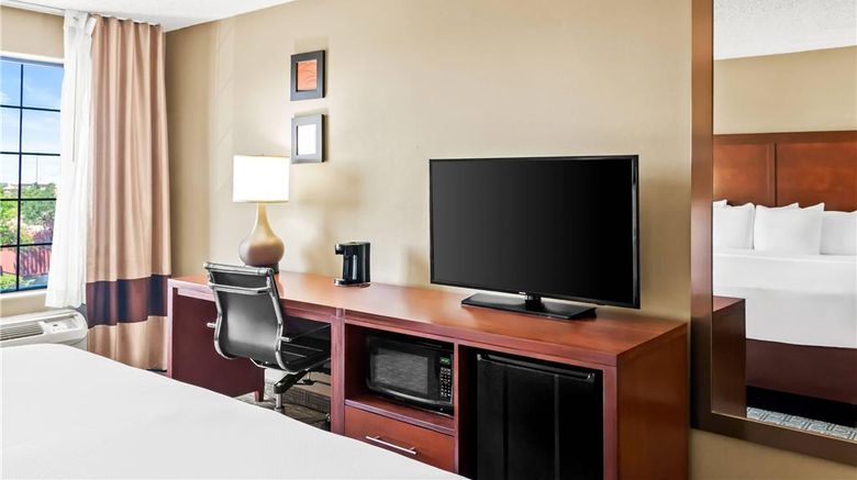 <b>Comfort Inn Santa Fe South Room</b>. Images powered by <a href="https://iceportal.shijigroup.com/" title="IcePortal" target="_blank">IcePortal</a>.