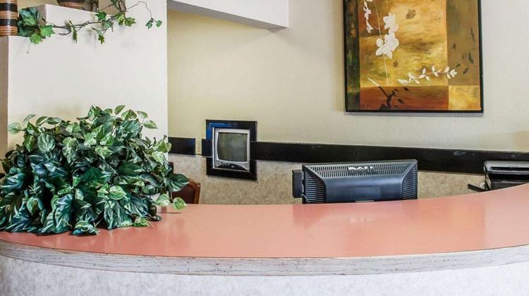 Rodeway Inn Espanola Lobby