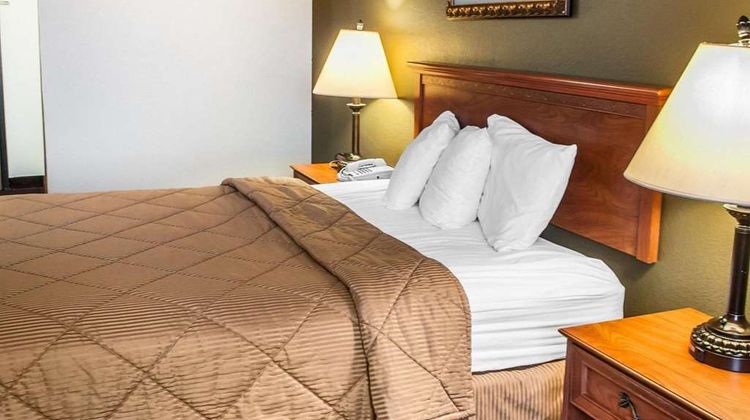 Rodeway Inn Espanola Room