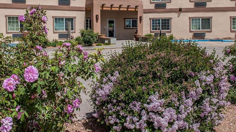 <b>Econo Lodge Inn and Suites Santa Fe South Exterior</b>. Images powered by <a href="https://iceportal.shijigroup.com/" title="IcePortal" target="_blank">IcePortal</a>.
