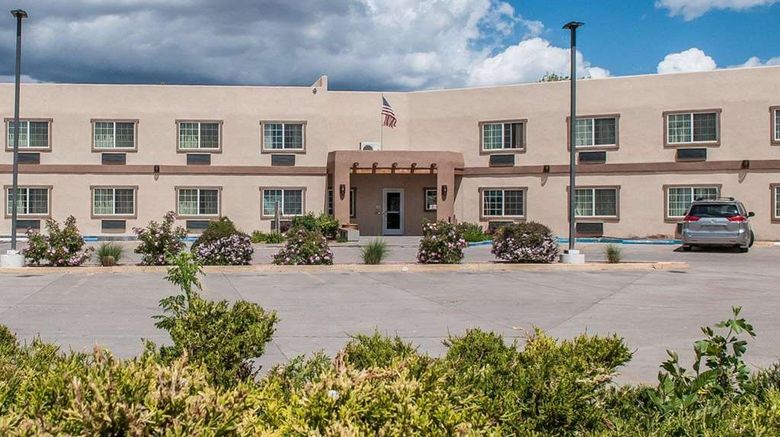 <b>Econo Lodge Inn and Suites Santa Fe South Exterior</b>. Images powered by <a href="https://iceportal.shijigroup.com/" title="IcePortal" target="_blank">IcePortal</a>.