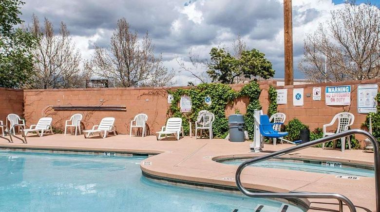 <b>Econo Lodge Inn and Suites Santa Fe South Pool</b>. Images powered by <a href="https://iceportal.shijigroup.com/" title="IcePortal" target="_blank">IcePortal</a>.