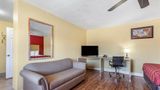 <b>Econo Lodge Room</b>. Images powered by <a href="https://iceportal.shijigroup.com/" title="IcePortal" target="_blank">IcePortal</a>.