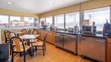 <b>Econo Lodge Restaurant</b>. Images powered by <a href="https://iceportal.shijigroup.com/" title="IcePortal" target="_blank">IcePortal</a>.