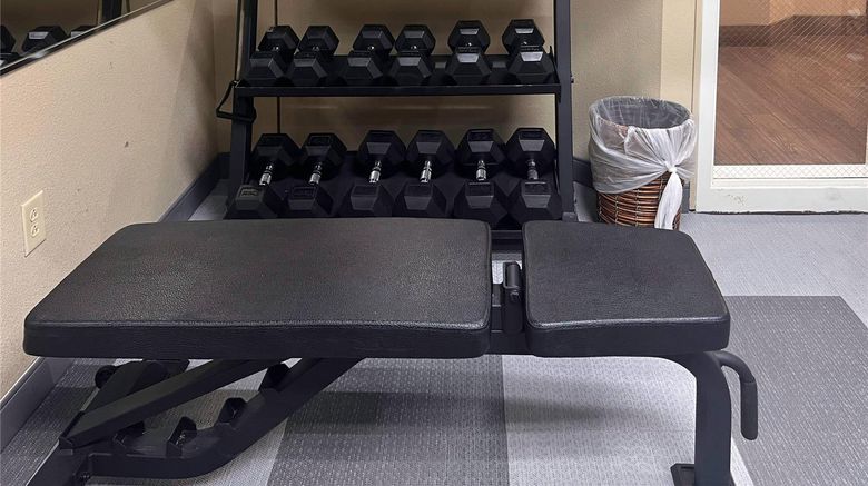 <b>Comfort Inn & Suites Health</b>. Images powered by <a href="https://iceportal.shijigroup.com/" title="IcePortal" target="_blank">IcePortal</a>.