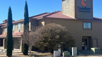 Comfort Inn & Suites