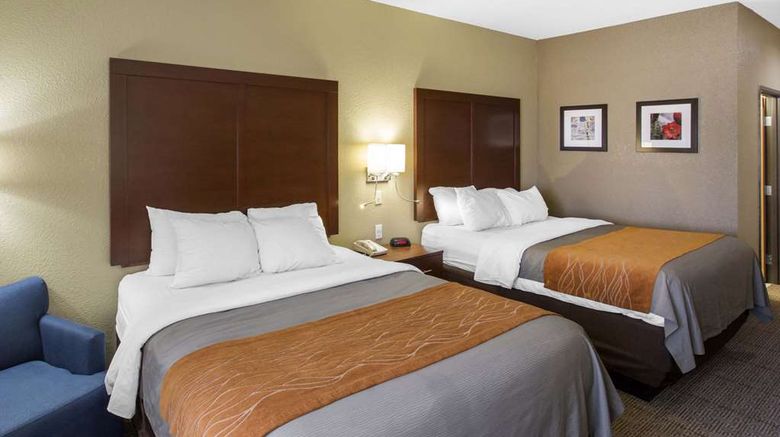 <b>Comfort Inn and Suites Deming Room</b>. Images powered by <a href="https://iceportal.shijigroup.com/" title="IcePortal" target="_blank">IcePortal</a>.