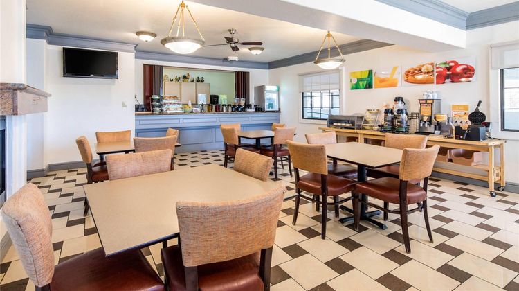 Quality Inn & Suites Gallup I-40 Exit 20 Restaurant