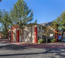 Suburban Studios Albuquerque Uptown Exterior