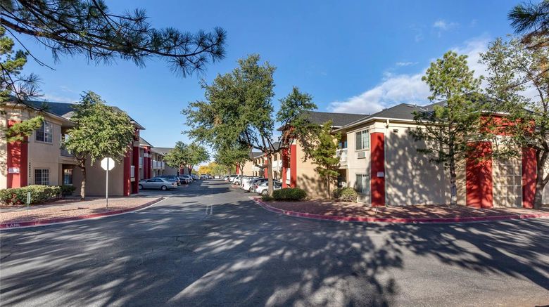 Suburban Studios Albuquerque Uptown Exterior. Images powered by <a href="https://iceportal.shijigroup.com" target="_blank" rel="noopener">Ice Portal</a>.