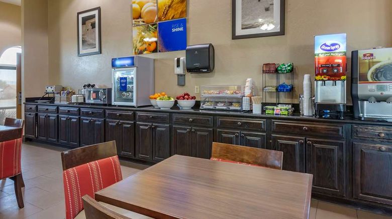 <b>Comfort Inn & Suites Restaurant</b>. Images powered by <a href="https://iceportal.shijigroup.com/" title="IcePortal" target="_blank">IcePortal</a>.