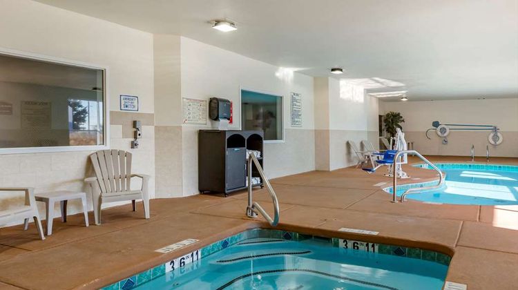 Comfort Inn & Suites Pool