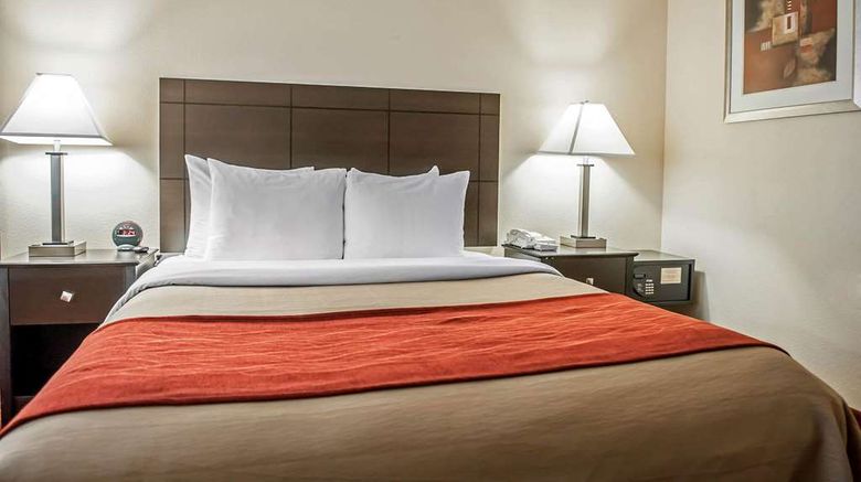 <b>Quality Inn Hotel in Rio Rancho Room</b>. Images powered by <a href="https://iceportal.shijigroup.com/" title="IcePortal" target="_blank">IcePortal</a>.