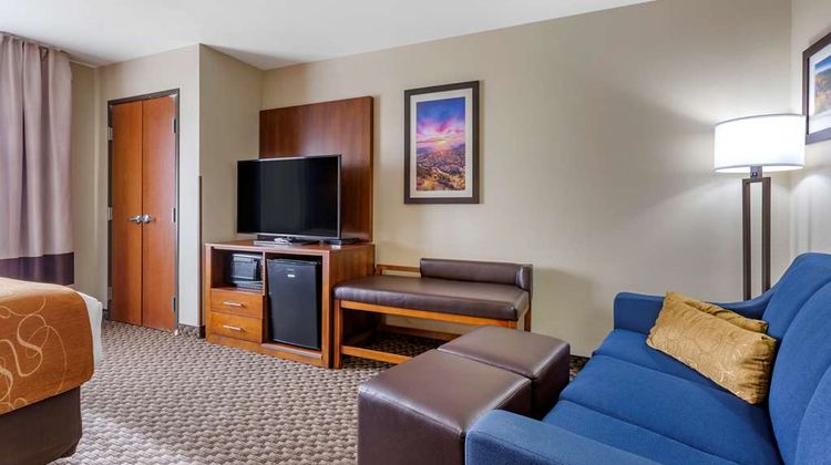 Comfort Suites Hobbs Suite