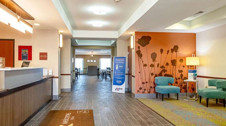 <b>Sleep Inn & Suites of Hobbs Lobby</b>. Images powered by <a href="https://iceportal.shijigroup.com/" title="IcePortal" target="_blank">IcePortal</a>.