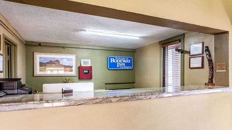 <b>Rodeway Inn Farmington Lobby</b>. Images powered by <a href="https://iceportal.shijigroup.com/" title="IcePortal" target="_blank">IcePortal</a>.