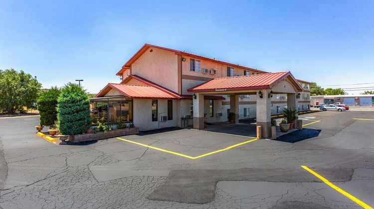 Rodeway Inn Farmington Exterior