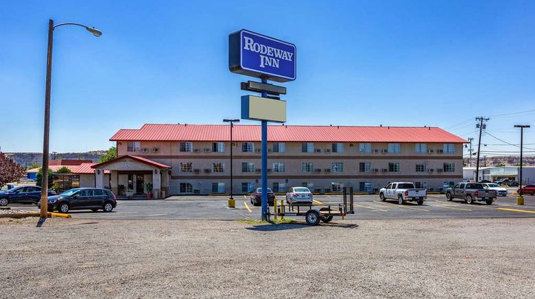 <b>Rodeway Inn Farmington Exterior</b>. Images powered by <a href="https://iceportal.shijigroup.com/" title="IcePortal" target="_blank">IcePortal</a>.
