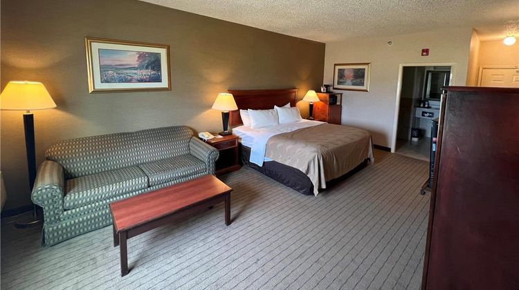 Quality Inn & Suites Room