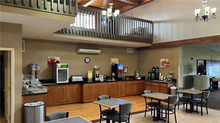 Quality Inn & Suites Restaurant