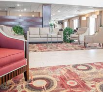 Comfort Suites Lobby