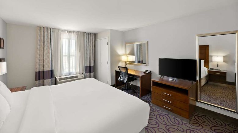 <b>Comfort Inn & Suites Lovington Room</b>. Images powered by <a href="https://iceportal.shijigroup.com/" title="IcePortal" target="_blank">IcePortal</a>.