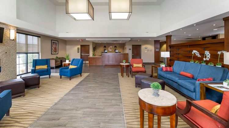 Comfort Suites Lobby