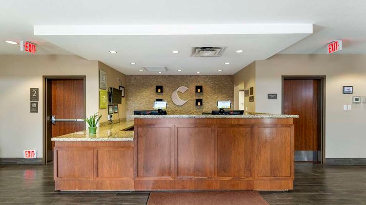 Comfort Suites Lobby