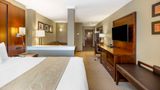 <b>Comfort Suites Suite</b>. Images powered by <a href="https://iceportal.shijigroup.com/" title="IcePortal" target="_blank">IcePortal</a>.