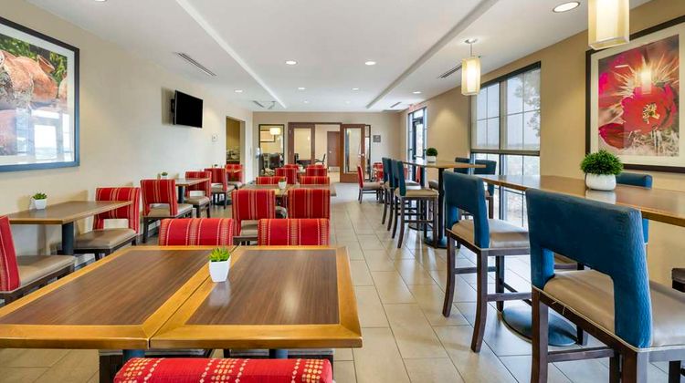 Comfort Suites Restaurant