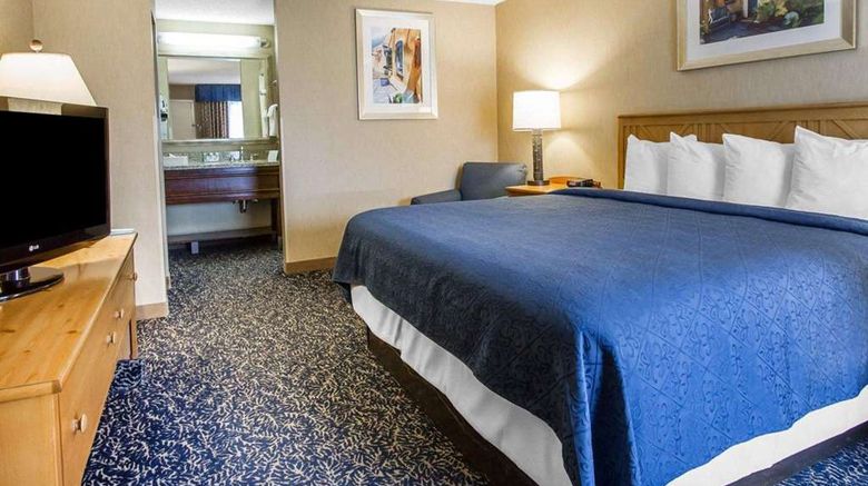 <b>Quality Inn Deming Room</b>. Images powered by <a href="https://iceportal.shijigroup.com/" title="IcePortal" target="_blank">IcePortal</a>.