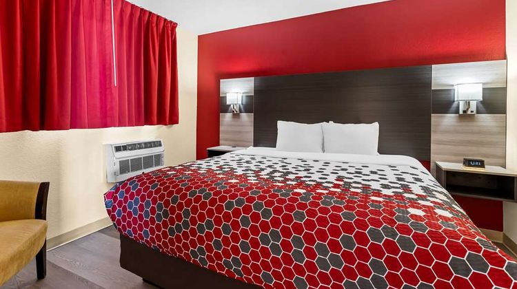 Econo Lodge, Santa Rosa Suite