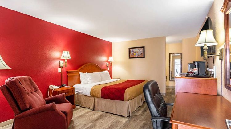 Econo Lodge, Santa Rosa Room