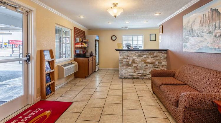 Econo Lodge, Santa Rosa Lobby