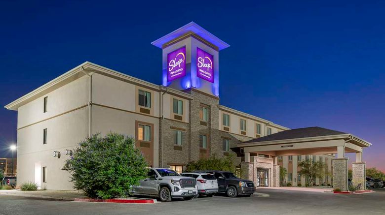 <b>Sleep Inn & Suites, Carlsbad Exterior</b>. Images powered by <a href="https://iceportal.shijigroup.com/" title="IcePortal" target="_blank">IcePortal</a>.