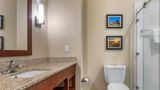<b>Comfort Inn and Suites Edgewood Room</b>. Images powered by <a href="https://iceportal.shijigroup.com/" title="IcePortal" target="_blank">IcePortal</a>.