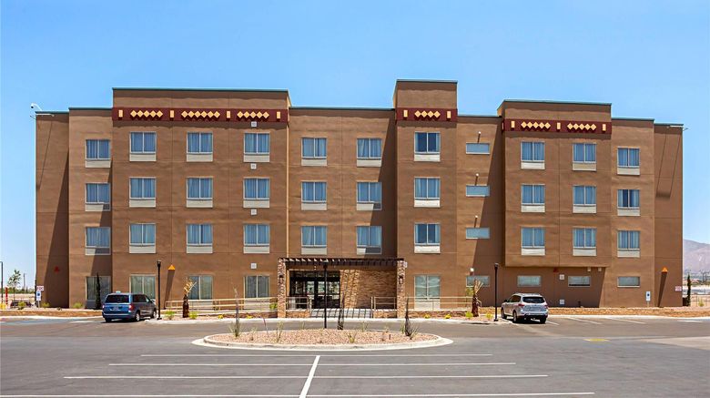 <b>Hotel at Sunland Park Casino, Ascend Exterior</b>. Images powered by <a href="https://iceportal.shijigroup.com/" title="IcePortal" target="_blank">IcePortal</a>.