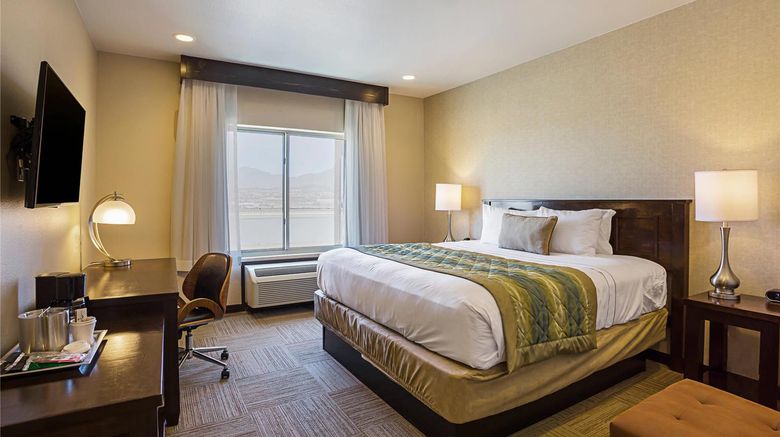 <b>Hotel at Sunland Park Casino, Ascend Room</b>. Images powered by <a href="https://iceportal.shijigroup.com/" title="IcePortal" target="_blank">IcePortal</a>.