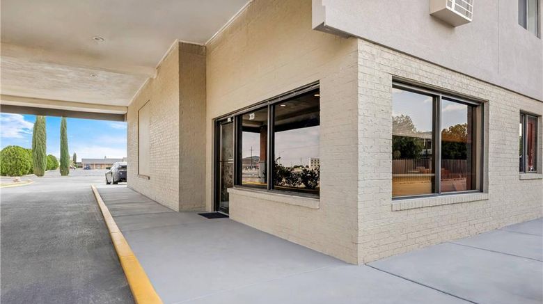 <b>Rodeway Inn Carlsbad Exterior</b>. Images powered by <a href="https://iceportal.shijigroup.com/" title="IcePortal" target="_blank">IcePortal</a>.