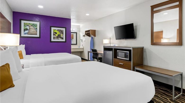 <b>Rodeway Inn Carlsbad Room</b>. Images powered by <a href="https://iceportal.shijigroup.com/" title="IcePortal" target="_blank">IcePortal</a>.