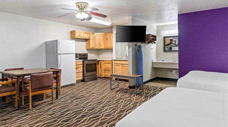 Rodeway Inn Carlsbad Suite