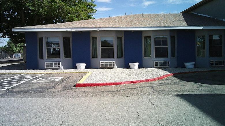 <b>Rodeway Inn Exterior</b>. Images powered by <a href="https://iceportal.shijigroup.com/" title="IcePortal" target="_blank">IcePortal</a>.