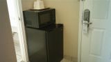 <b>Rodeway Inn Room</b>. Images powered by <a href="https://iceportal.shijigroup.com/" title="IcePortal" target="_blank">IcePortal</a>.
