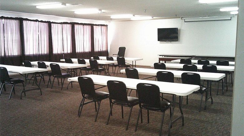 <b>Rodeway Inn Meeting</b>. Images powered by <a href="https://iceportal.shijigroup.com/" title="IcePortal" target="_blank">IcePortal</a>.