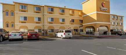 Comfort Inn & Suites Exterior