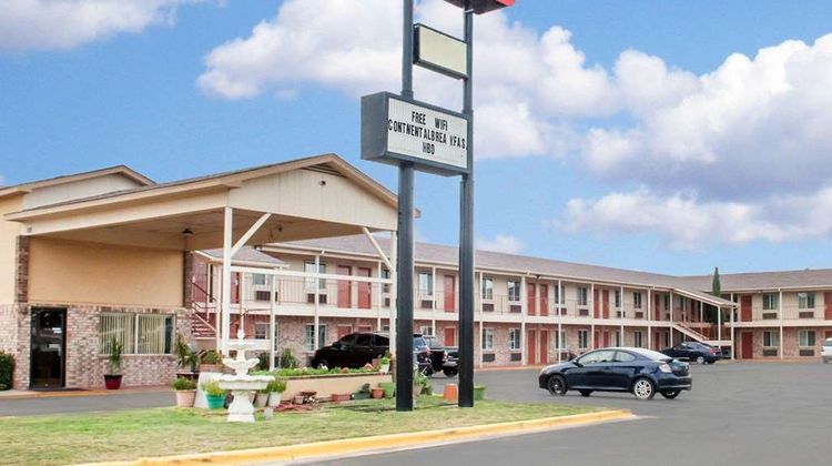 Econo Lodge Exterior